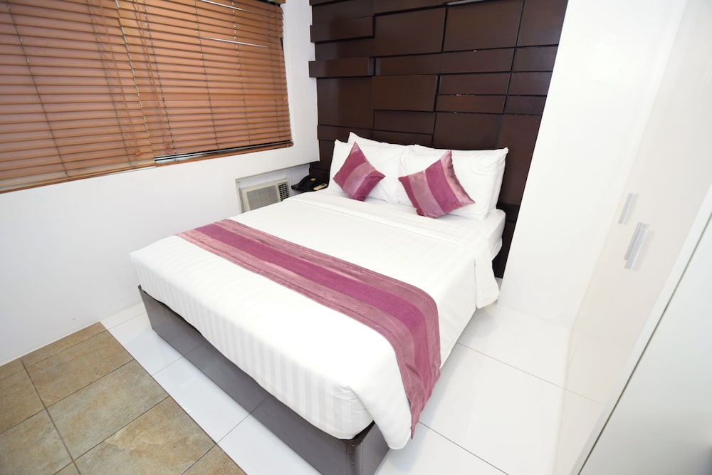 Acl Suites 25/41