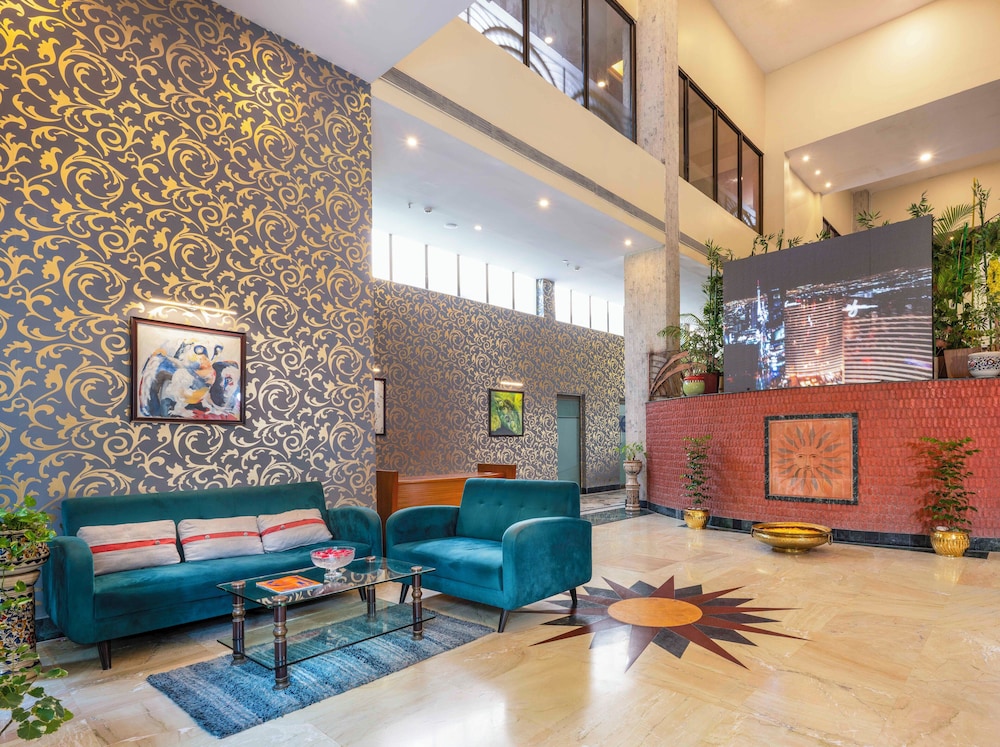 INDISMART HOTEL. 14/28