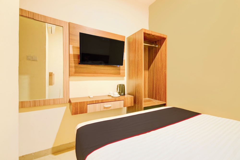 Capital O Pusat Kota Pekanbaru Near Mall Living World Formerly Radja Homestay 24/29