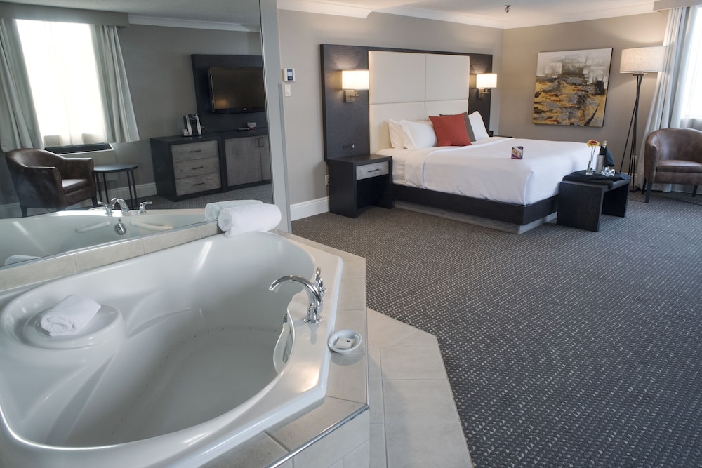 Crowne Plaza Fredericton Lord Beaverbrook 25/74