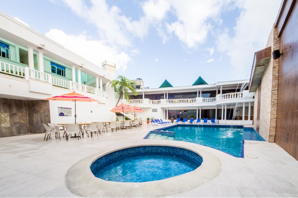 Hotel Las Americas 3/63