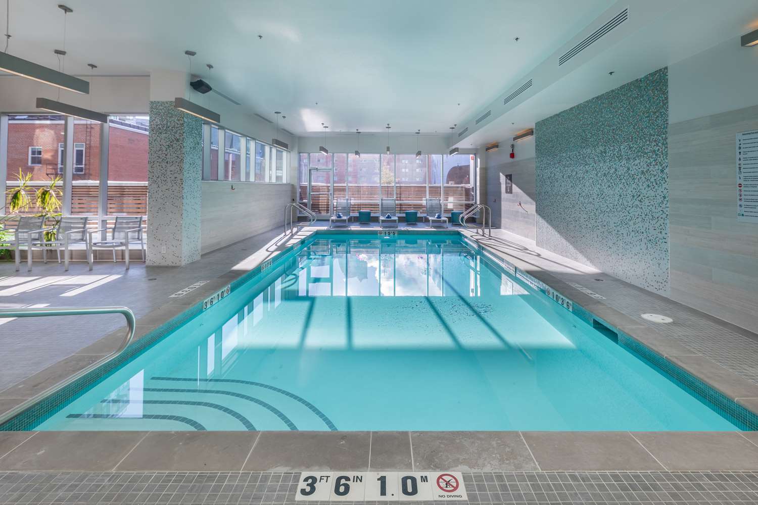 swimming pool spa