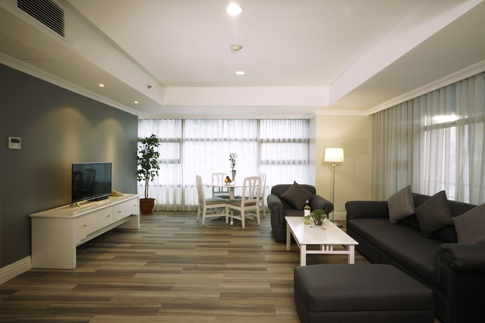 Infinity Towers Suites 34/50