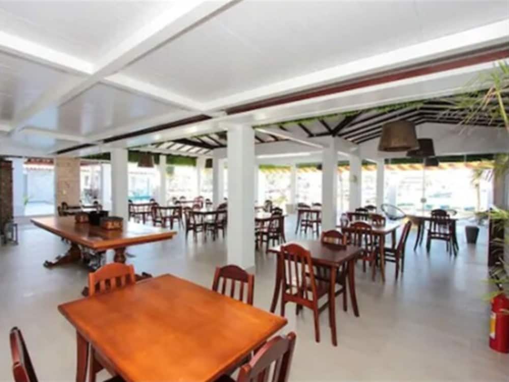 Hotel Premium Recanto Da Passagem 60/76