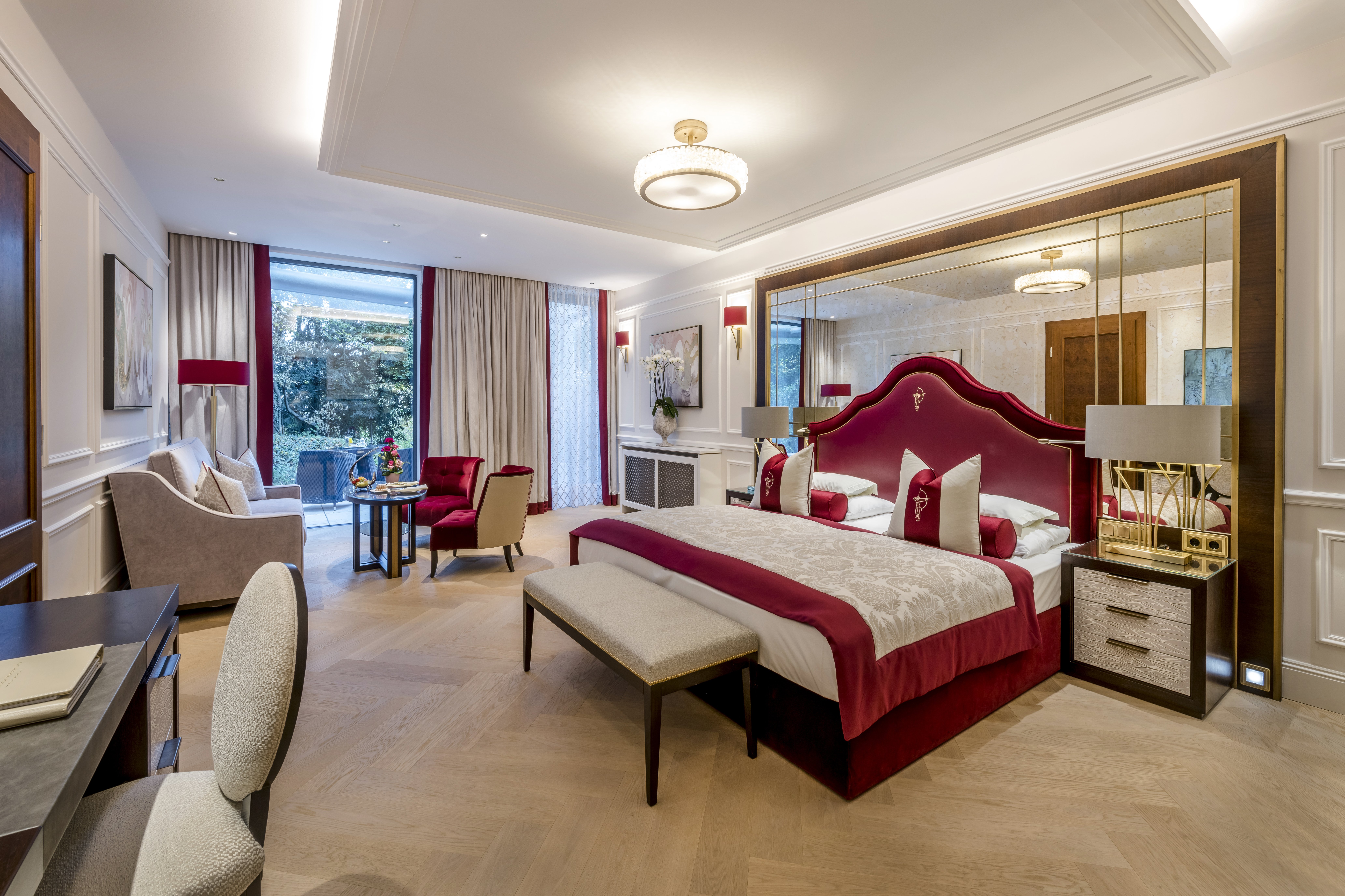 Schloss Monchstein Hotel 23/84