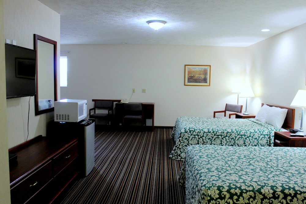 Super 8 by Wyndham Missouri Valley 14/34