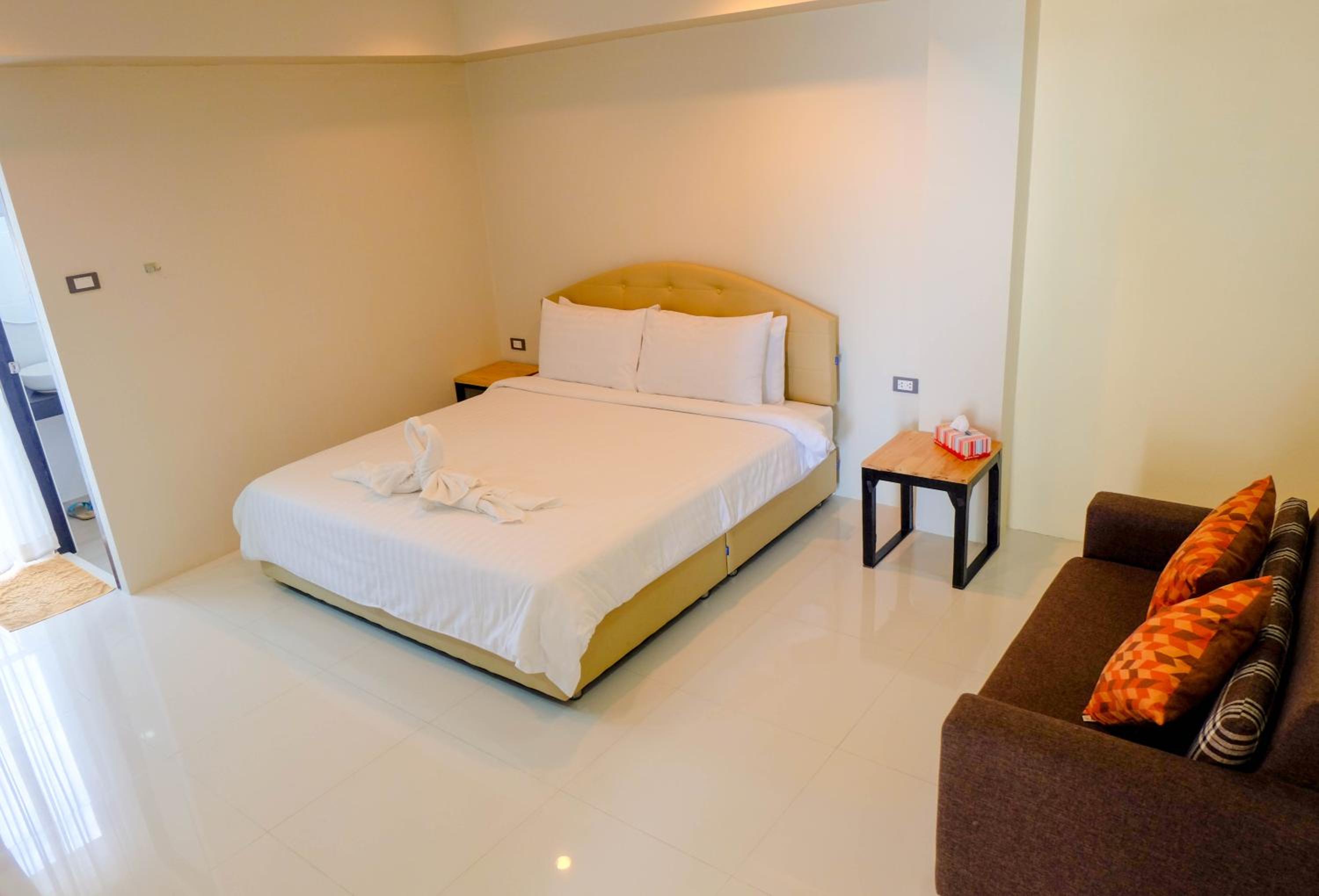 Le Neuf Nakorn Lampang 14/63