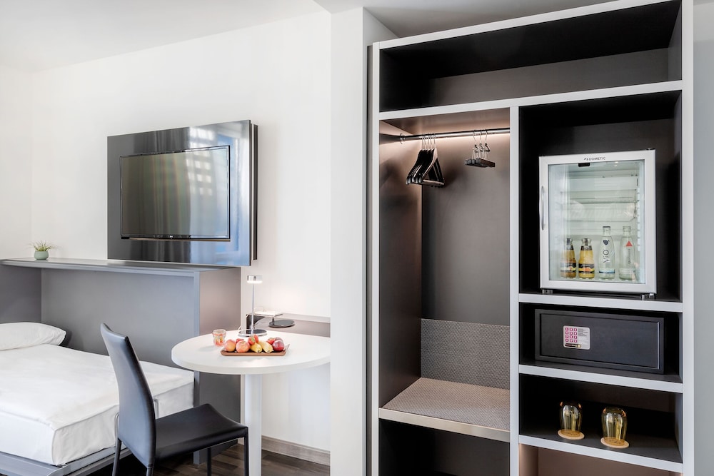 Hotel INNSiDE by Melia Berlin Mitte 52/70