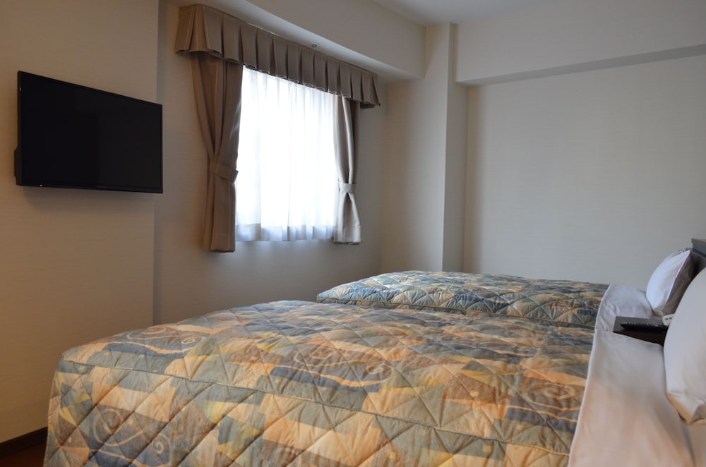 Yokohama Mandarin Hotel 40/50