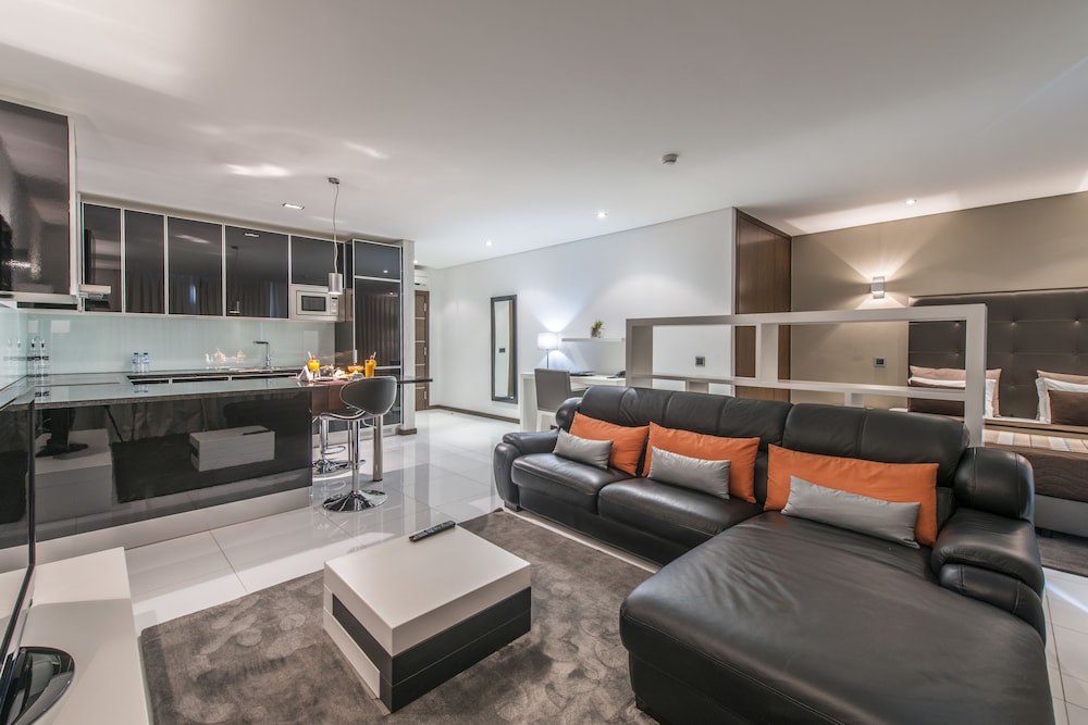RK Suite Hotel 17/44