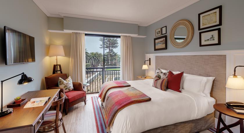 Standard, Double or Twin Bed