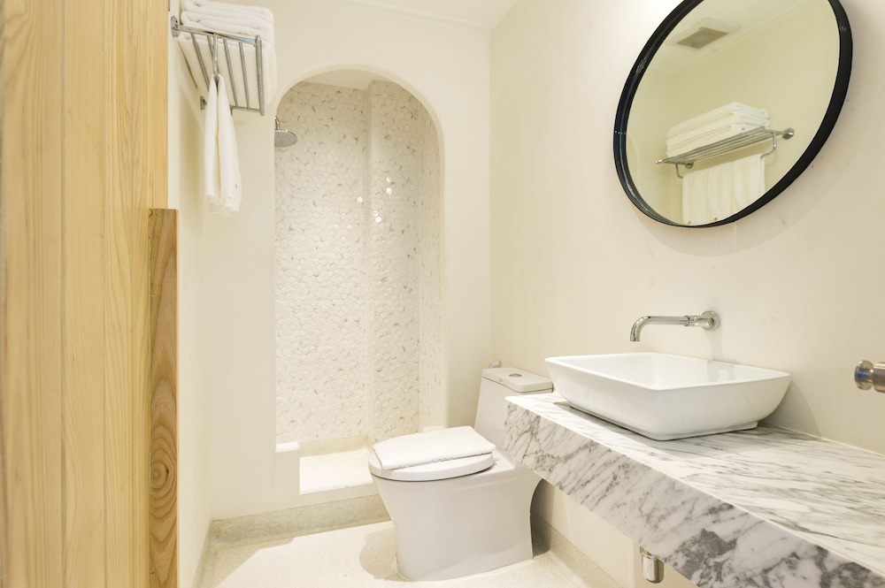 The Pattern Boutique Hotel 36/42