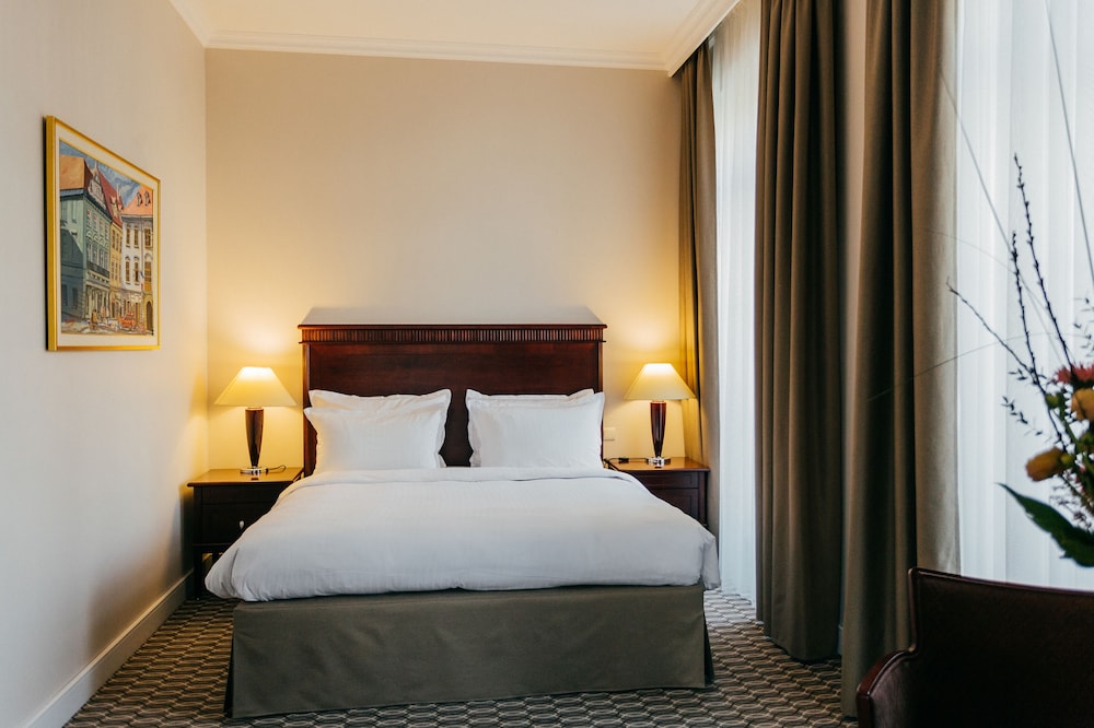 Radisson Blu Carlton 22/73