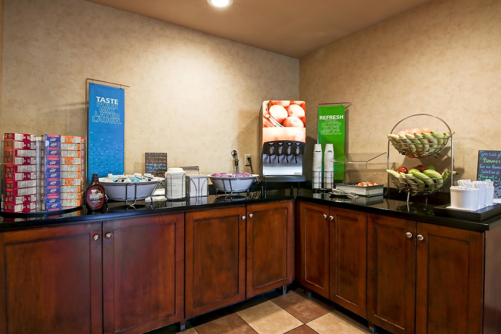 Hampton Inn Waldorf 12/47