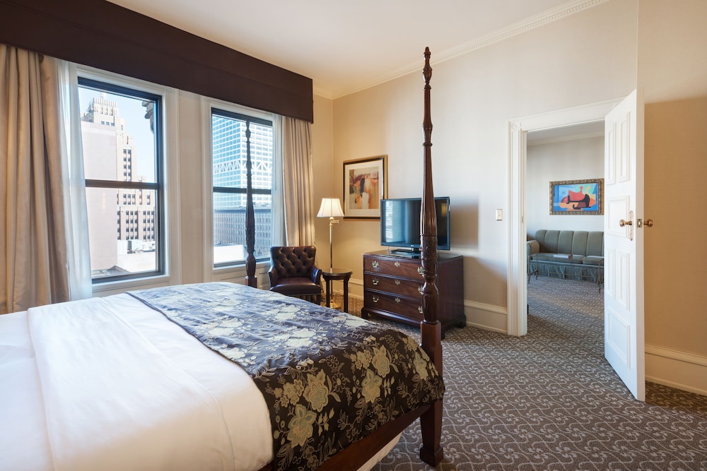 The Pfister Hotel 48/70