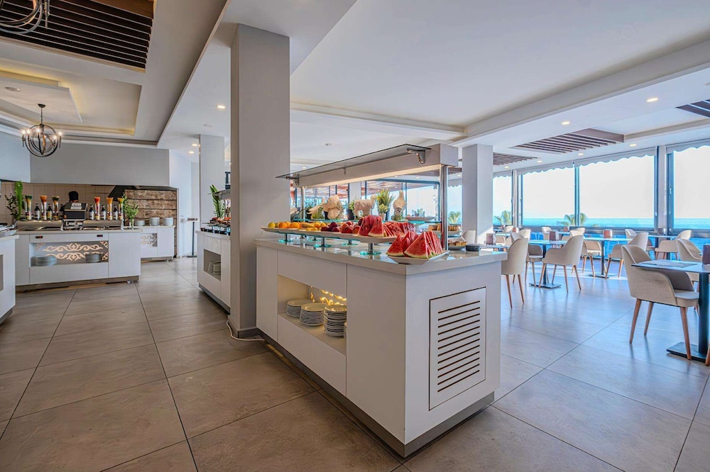Adora Calma Beach Hotel - Adults Only 35/50
