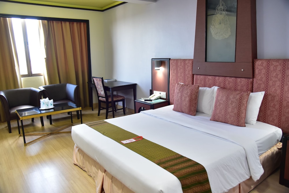 BP GRAND TOWER HOTEL 29/59
