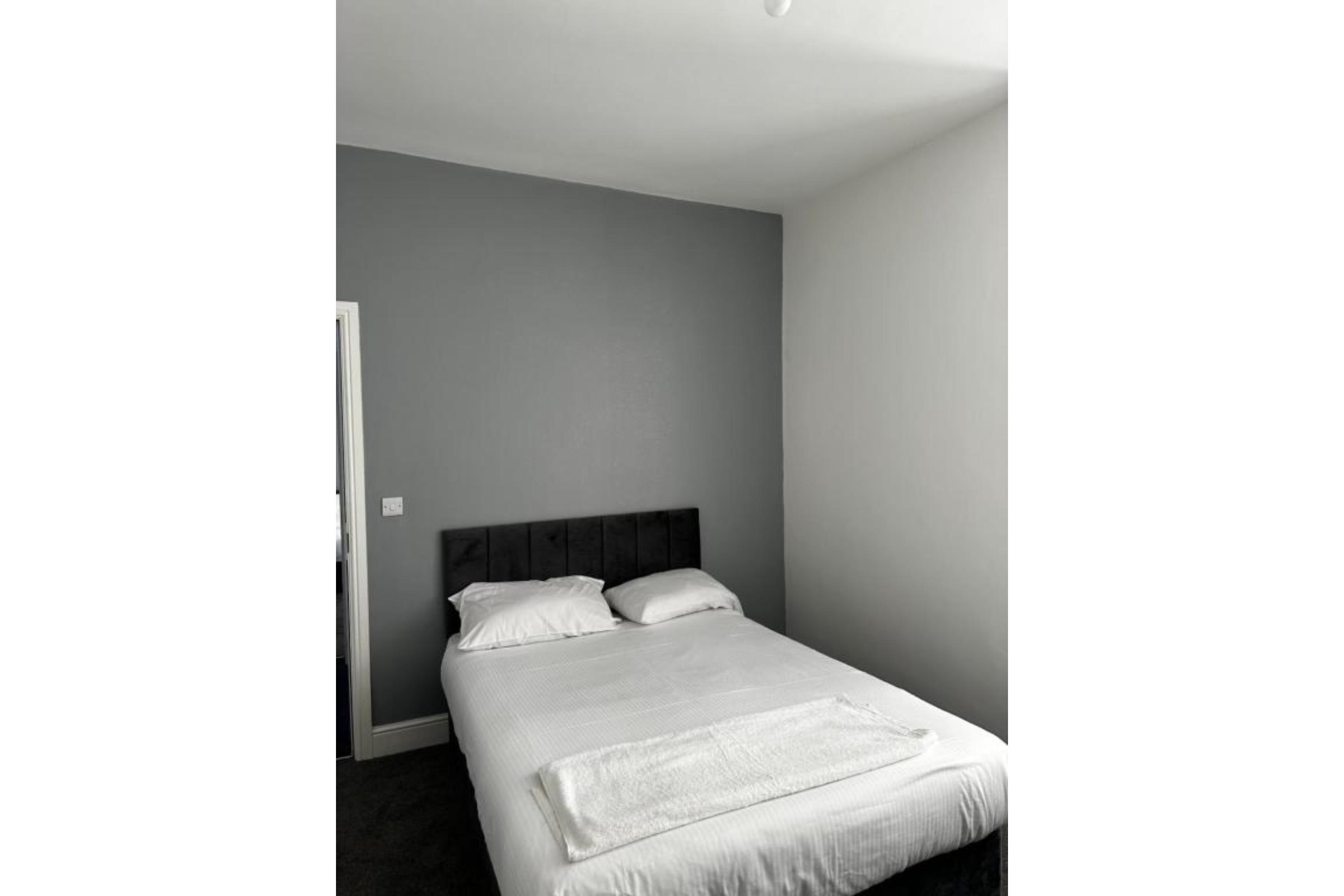 OYO Cheetham Hill Guest House 17/32