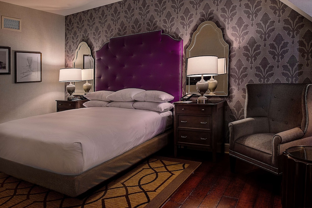 St. Louis Union Station Hotel Curio Collection By Hilton 29/82