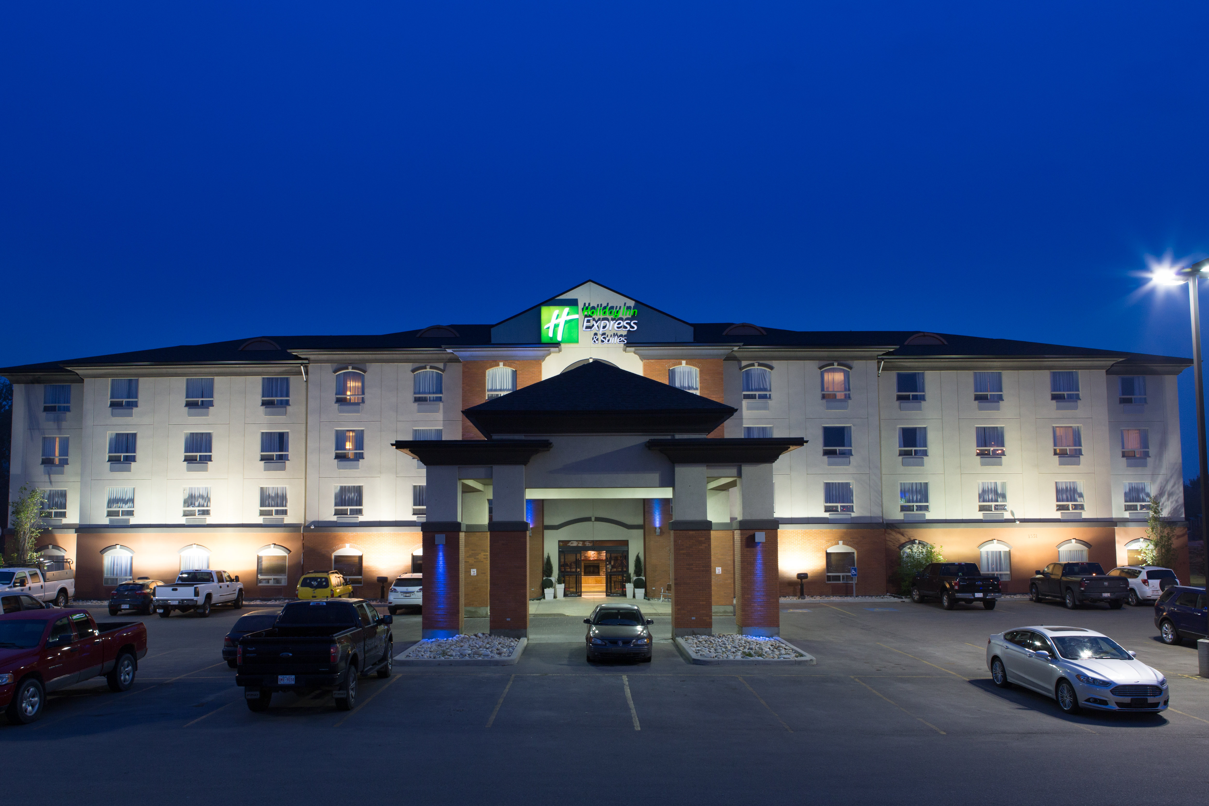 Holiday Inn Express Suites Slave Lake 5/69
