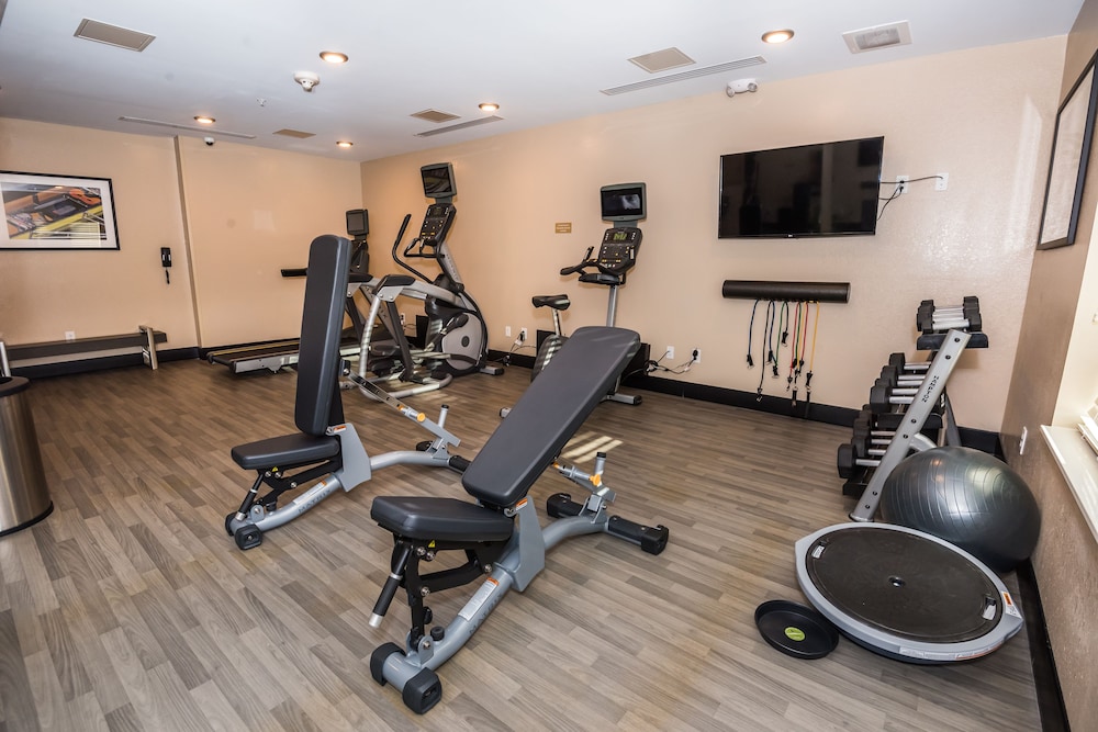 CANDLEWOOD SUITES FT WALTON BCH - HURLBURT AREA 22/39