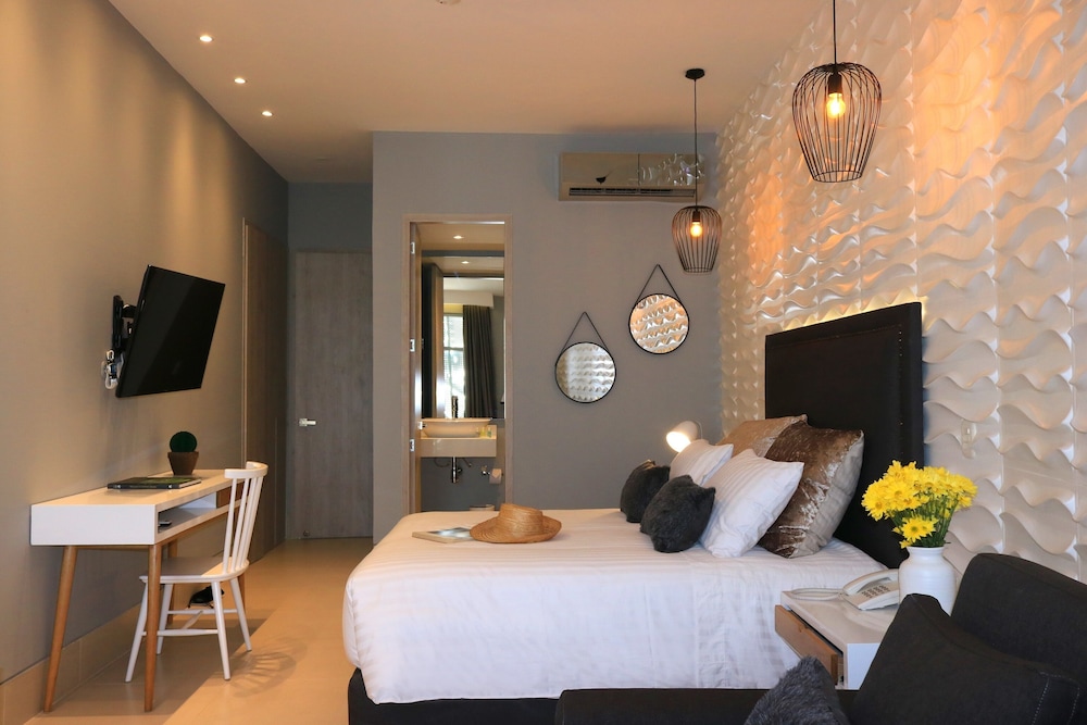 Bluebay Concept Hotel By Xarm Hotels 7/29