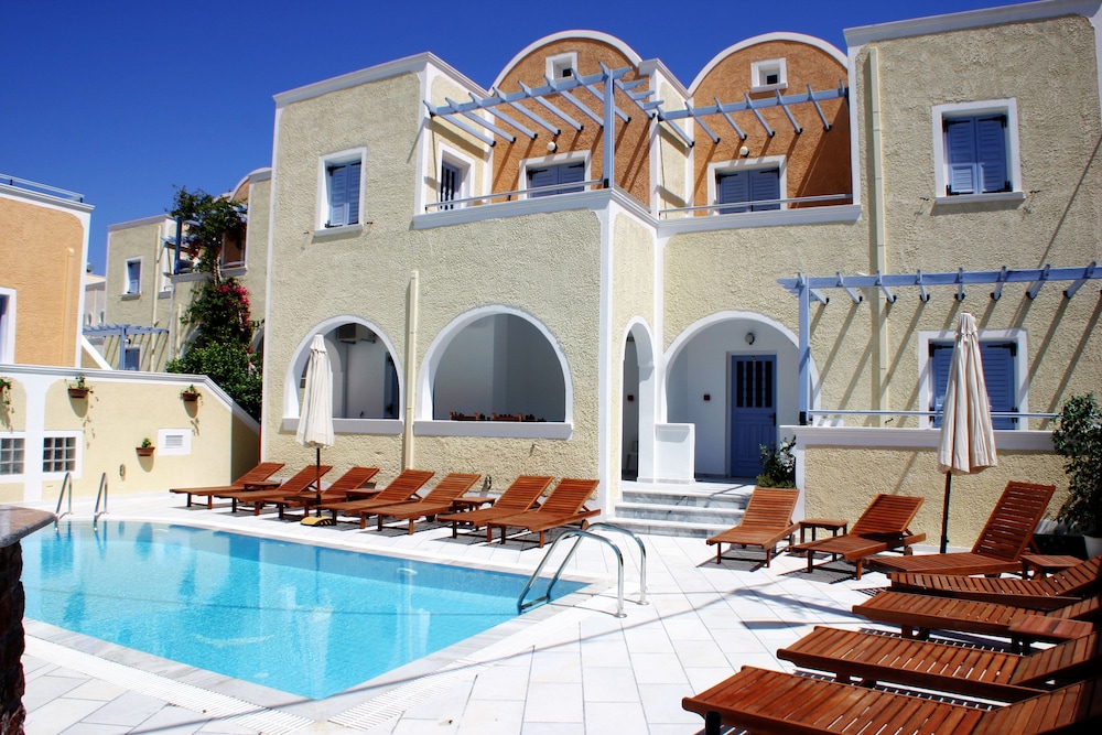 Sellada Apartments 32/35