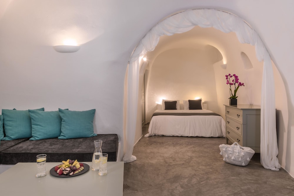 Andronis Luxury Suites 54/78