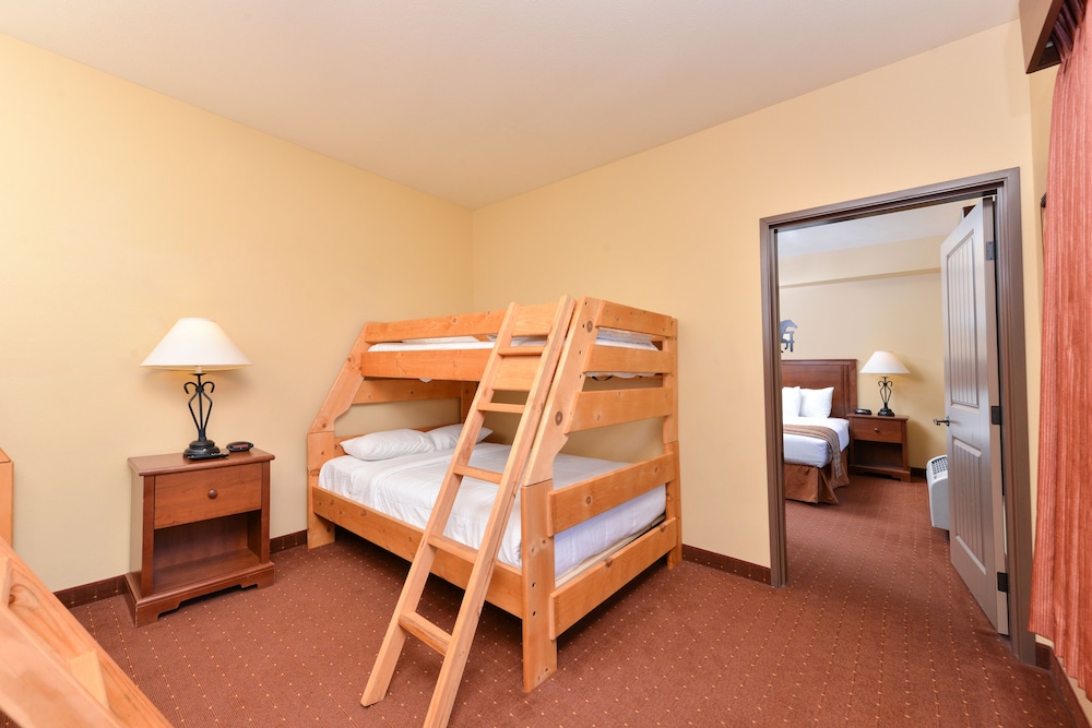 AmericInn by Wyndham Fargo Medical Center 21/59
