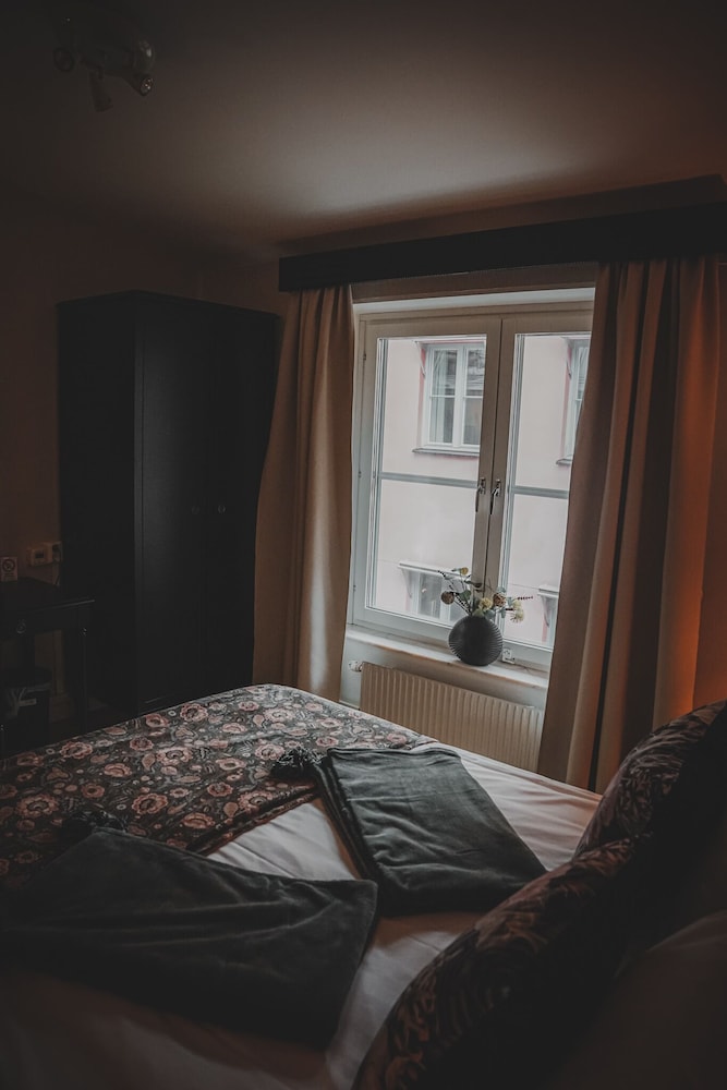 Mojo Hotell 9/50