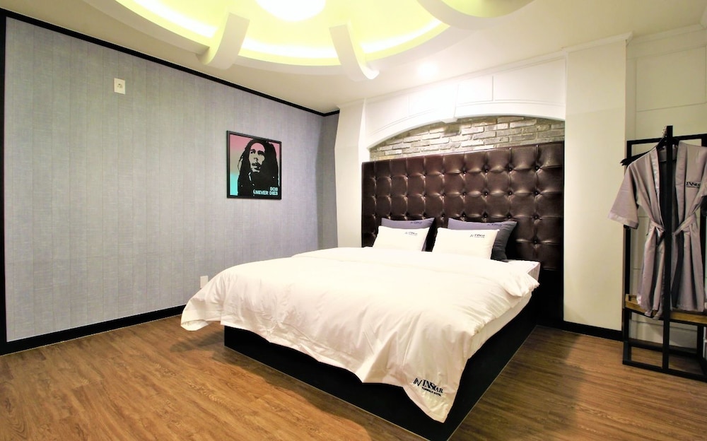 Instar Hotel Yangsan 12/55