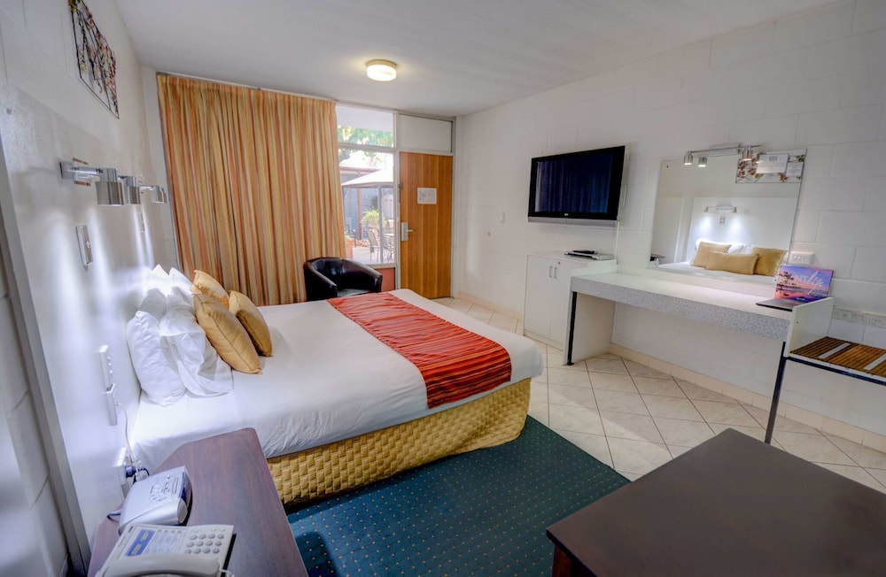 Elkira Court Motel 18/58