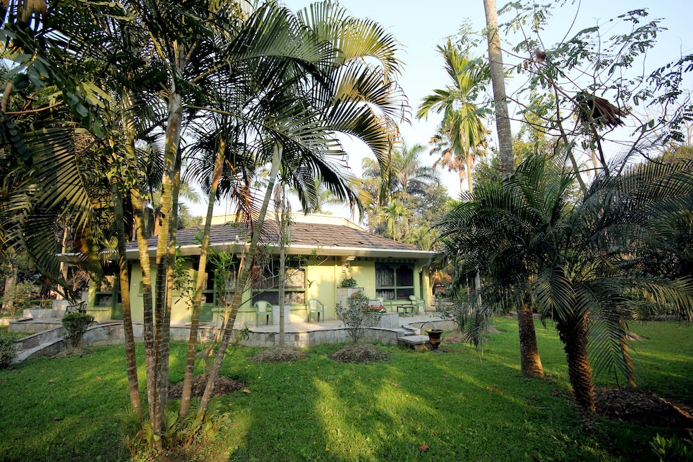 the rhino residency resort