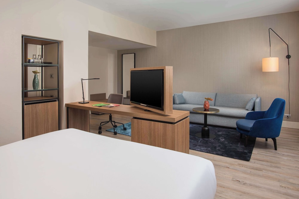 JUNIOR SUITE, FAMILY, WITH EXTRA BED