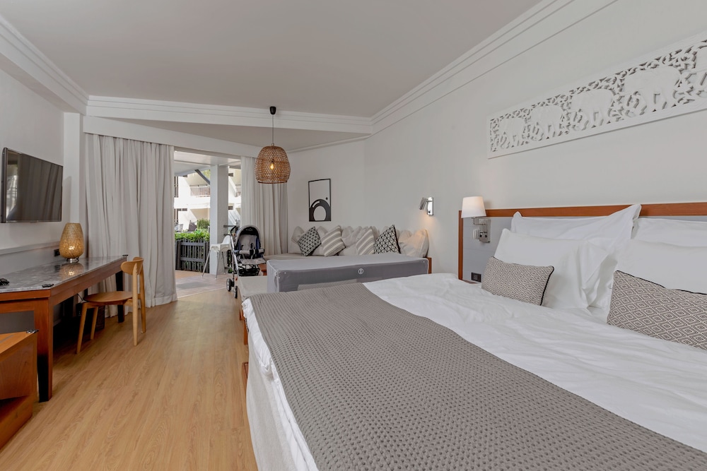 Sunwing Bangtao Beach 6/47