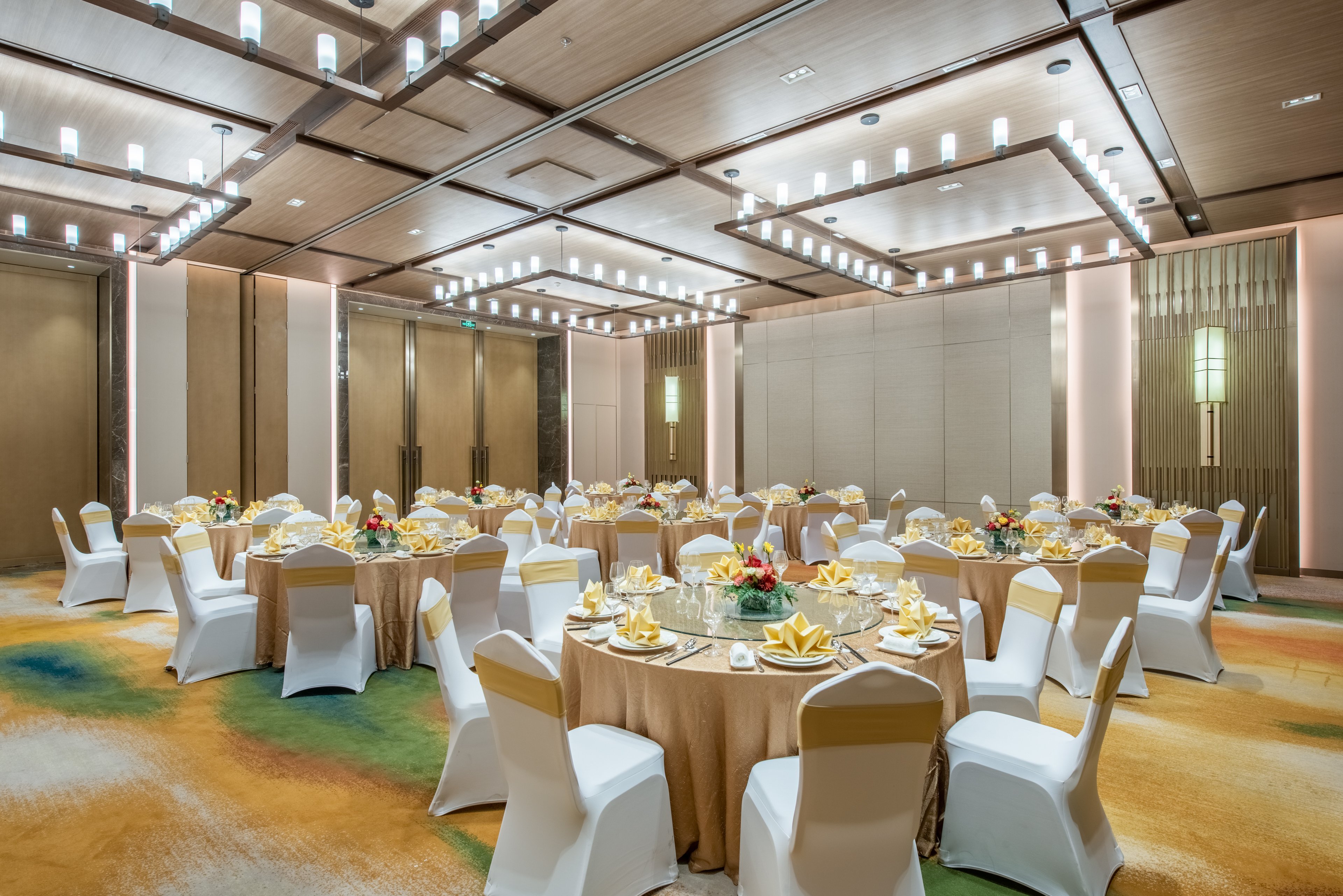 Holiday Inn Resort Yichun Mingyue Mountain 28/38