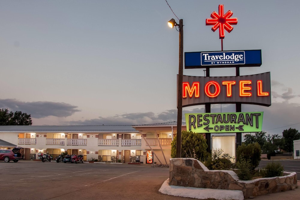 Travelodge by Wyndham Las Vegas NM 4/35