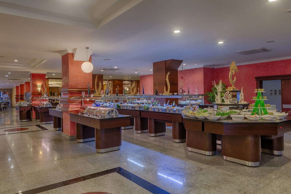 Grand Pasa Hotel 27/38
