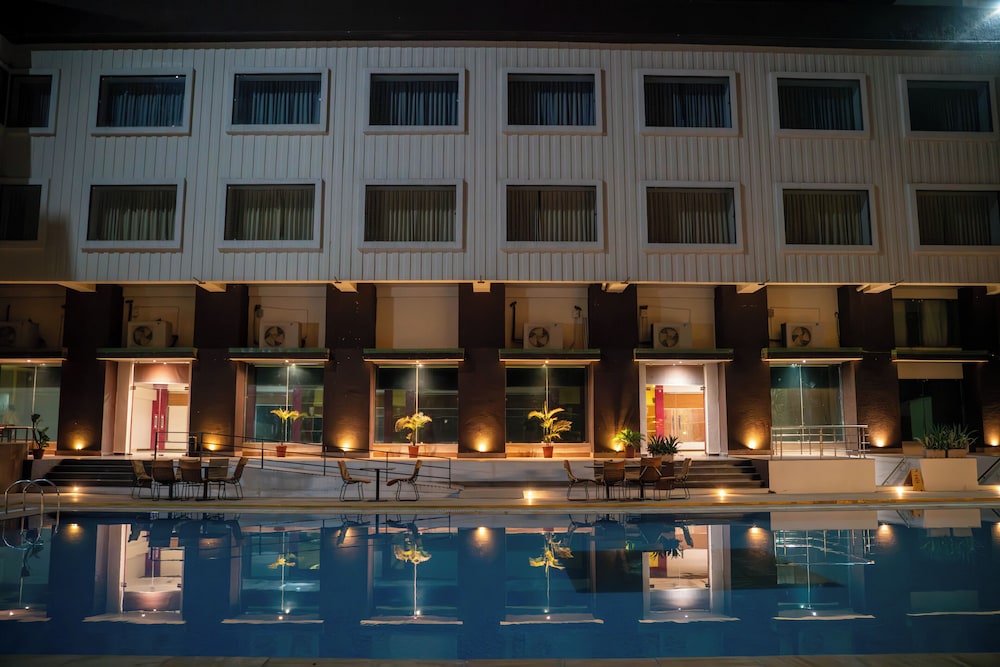 Bamboo Saa Mulberry Resort 4/55