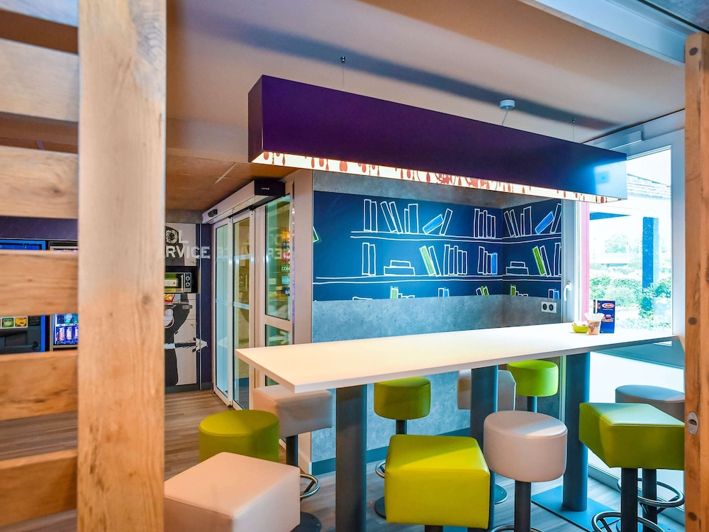 IBIS BUDGET COUTANCES 2/65