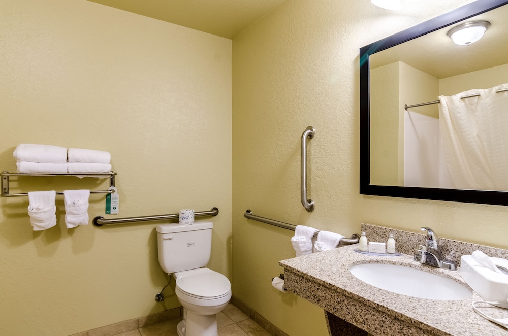 Cobblestone Inn Suites Kersey Co 24/52