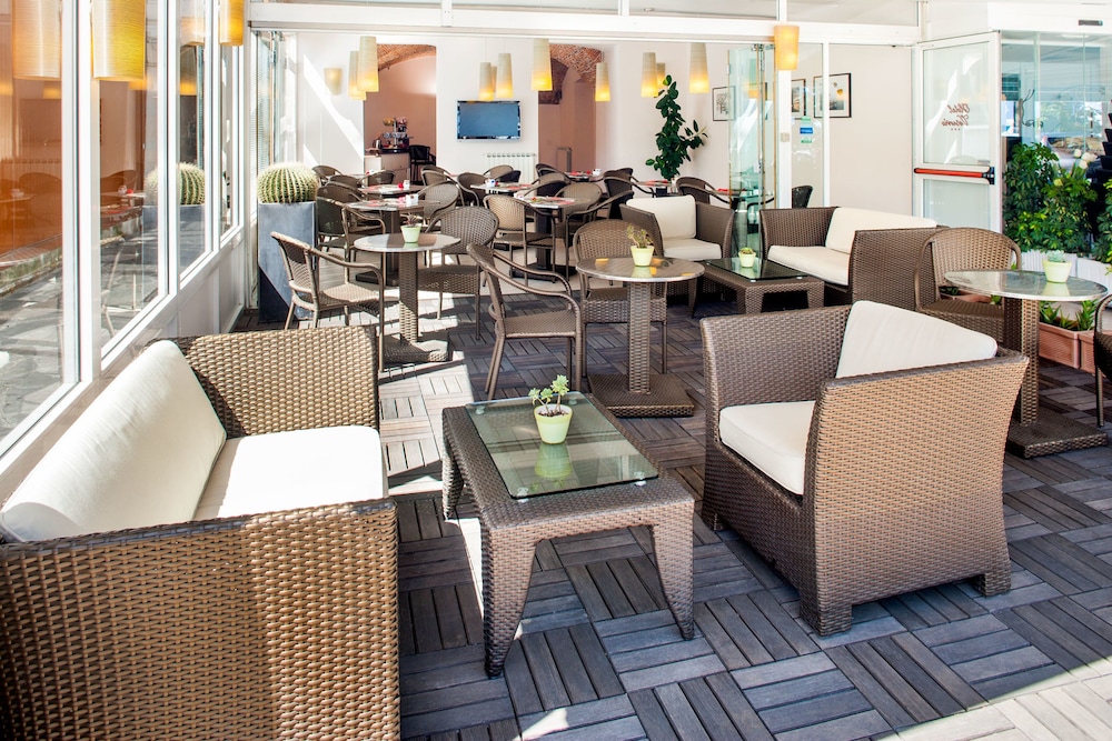 Hotel Vesuvio 49/67