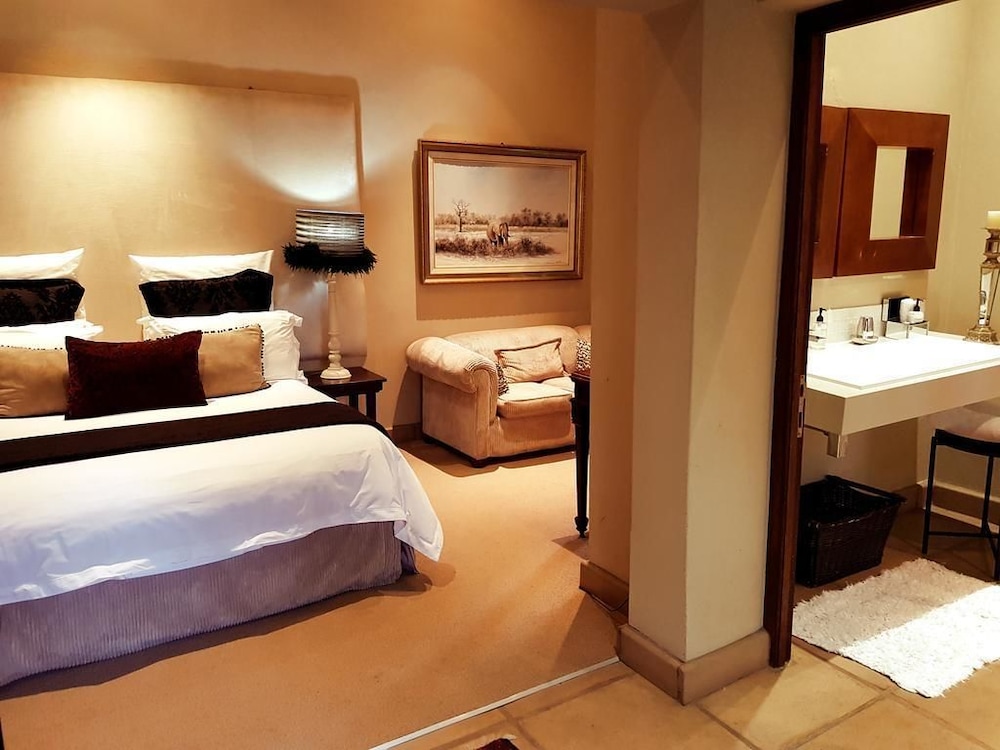 Cowrie Cove Guest House 15/50