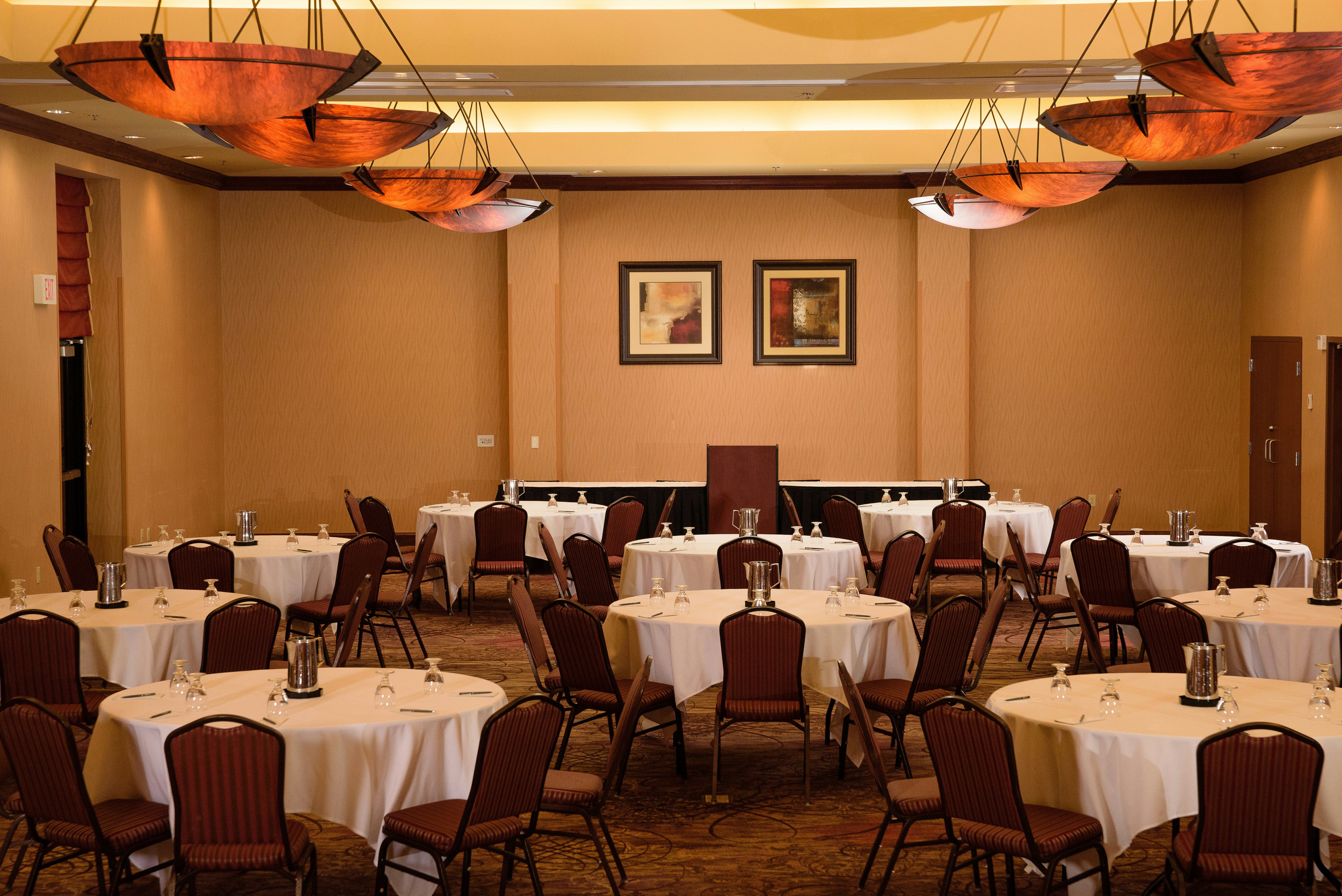 Embassy Suites by Hilton Minneapolis North 70/72