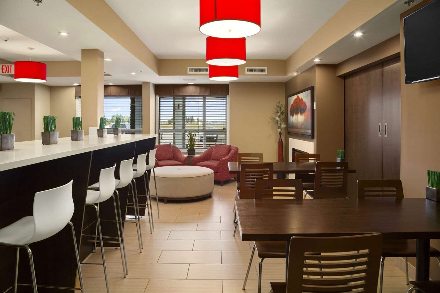 Microtel Inn Suites By Wyndham Blackfalds Red Deer North 13/23
