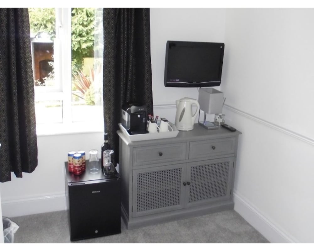 The Millbrook B & B 43/50