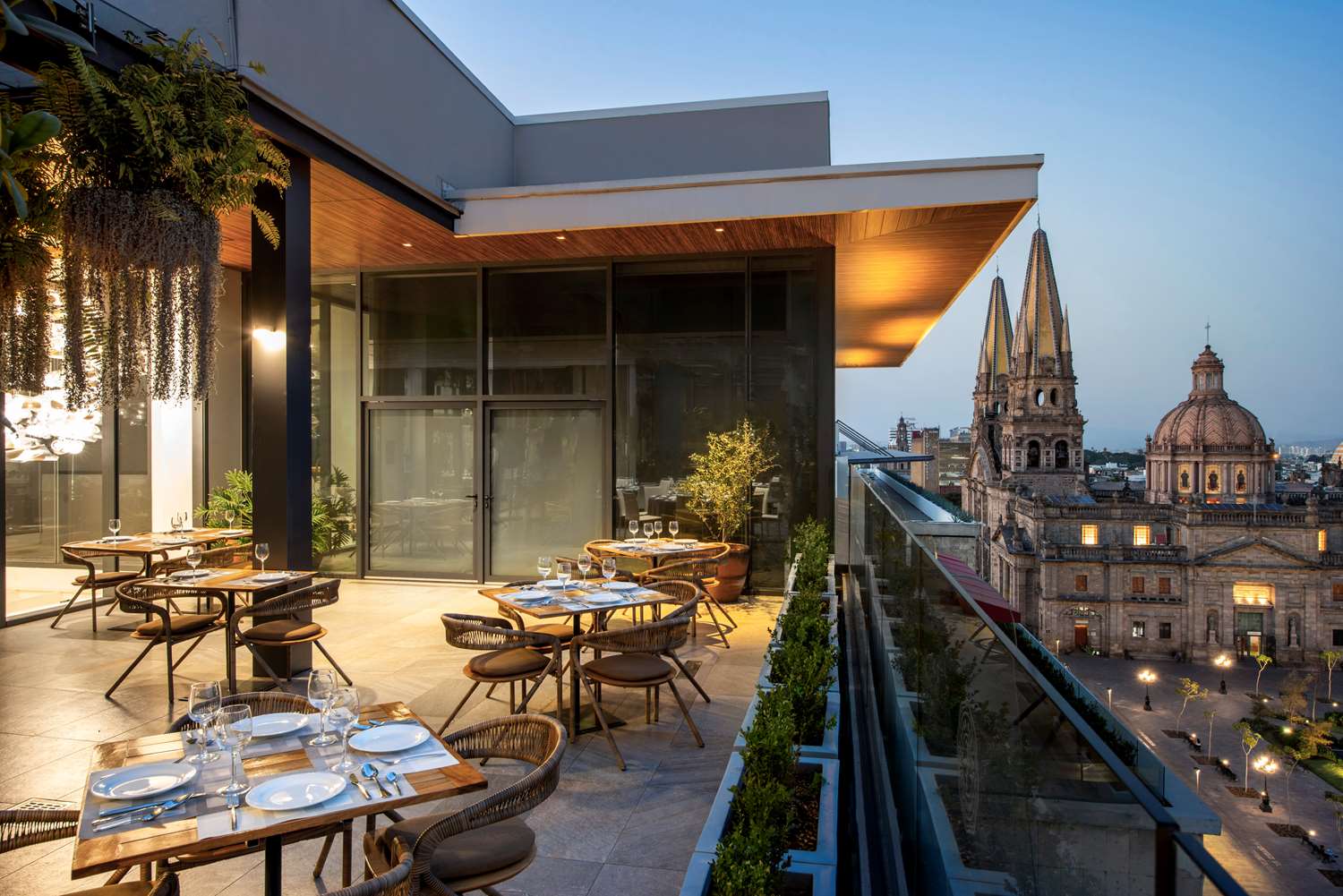 Doubletree By Hilton Guadalajara Centro Historico 57/60