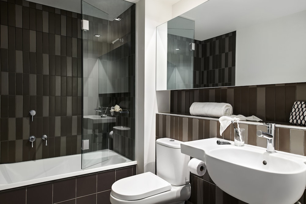 Dandenong Central Apartment Hotel (ex Punthill Dandenong) 5/35