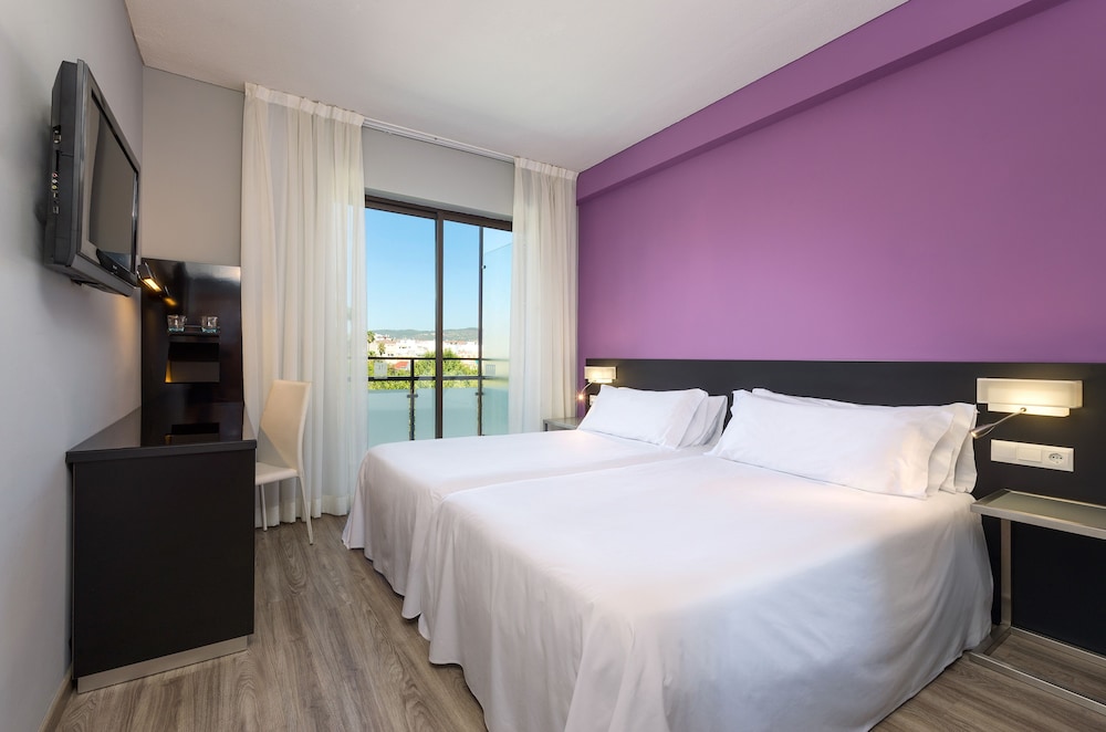 Tryp Cordoba Ex Tryp Los Gallos 16/50