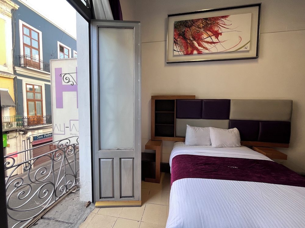 Hotel Alhaja 24/50